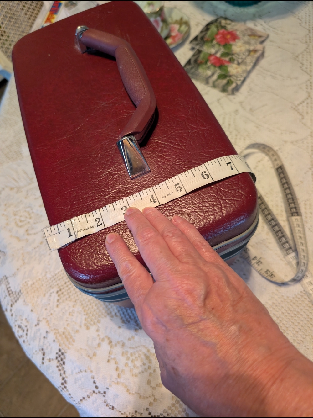 Samsonite Burgundy Vintage Train Case - Picture 10 of 11